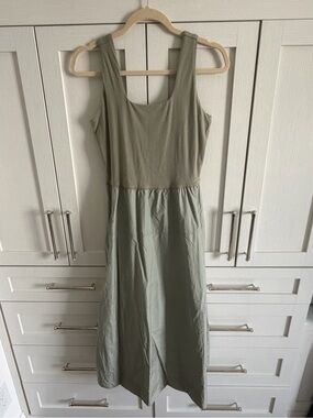 Everlane Two-Tone Sage Maxi Dress